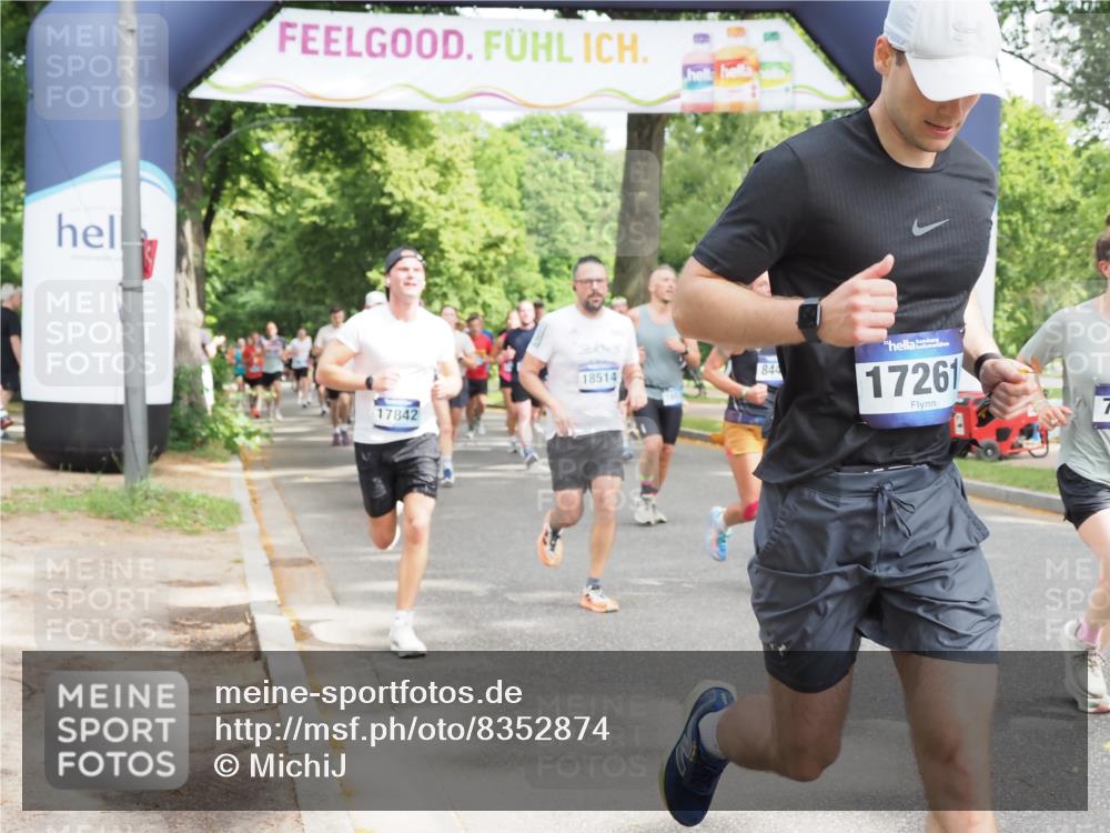 29.06.2025 - hella hamburg halbmarathon MichiJ http://msf.ph/oto/8352874 29.06.2025 10:41:30 Zwischen KM18-KM19 1496, 1628, 2561, 4419, 7129, 8285, 8449, 10191, 10192, 11068, 11231, 11747, 13988, 15169, 15300, 15856, 16574, 16985, 17261, 17842, 18514, 18612 meine-sportfotos.de