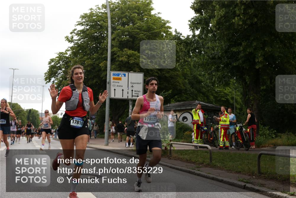 29.06.2025 - hella hamburg halbmarathon Yannick Fuchs http://msf.ph/oto/8353229 29.06.2025 10:52:54 20KM 1285, 1642, 1946, 1951, 2006, 2027, 2677, 2855, 3181, 5084, 5347, 5633, 6202, 6208, 6636, 6860, 6997, 7476, 8290, 8392, 8929, 9156, 9353, 9655, 9835, 10036, 10539, 10915, 12809, 13407, 14375, 14631, 14914, 15240, 15263, 15824, 16160, 16206, 16409, 16563, 16922, 16924, 17017, 17346, 17782, 17810, 17839, 17852, 17931, 18112, 18153, 18232, 18266, 18327, 18556, 18682, 18730, 18833, 18954, 19002, 19003 meine-sportfotos.de