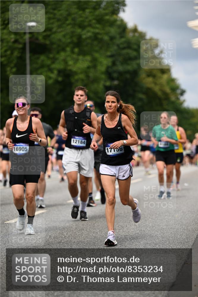 29.06.2025 - hella hamburg halbmarathon Dr. Thomas Lammeyer http://msf.ph/oto/8353234 29.06.2025 10:40:51 Kennedybrücke 1008, 1010, 1224, 1948, 2811, 3401, 3699, 3895, 4245, 5171, 5246, 5540, 5747, 5789, 5809, 5919, 6184, 6359, 6417, 7632, 7773, 8530, 8581, 8936, 9229, 9432, 9694, 9701, 9806, 10123, 10487, 10531, 10577, 10984 meine-sportfotos.de