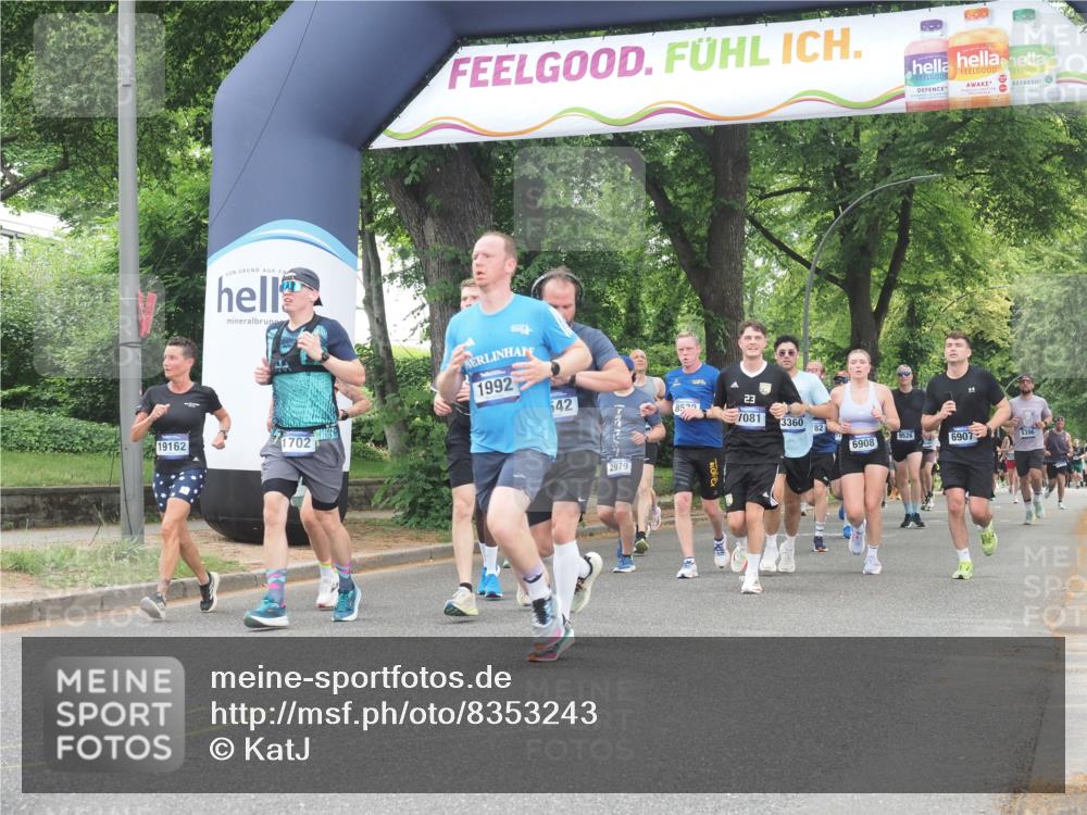 29.06.2025 - hella hamburg halbmarathon KatJ http://msf.ph/oto/8353243 29.06.2025 10:51:24 Zwischen KM18-KM19 1194, 1702, 1992, 2979, 4542, 6907, 6908, 7081, 8520, 8561 meine-sportfotos.de