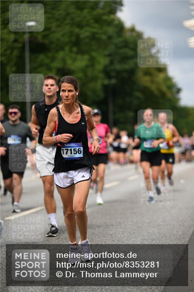 29.06.2025 - hella hamburg halbmarathon Dr. Thomas Lammeyer http://msf.ph/oto/8353281 29.06.2025 10:40:52 Kennedybrücke 1008, 1010, 1224, 1948, 2811, 3401, 3699, 3895, 4245, 5171, 5540, 5747, 5789, 5809, 5919, 6184, 6359, 6417, 7632, 7773, 8530, 8581, 8936, 8937, 9229, 9432, 9694, 9701, 9806, 10123, 10487, 10531, 10577, 10984 meine-sportfotos.de