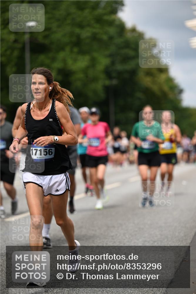 29.06.2025 - hella hamburg halbmarathon Dr. Thomas Lammeyer http://msf.ph/oto/8353296 29.06.2025 10:40:53 Kennedybrücke 1008, 1010, 1224, 1948, 2811, 3401, 3699, 3895, 4245, 5171, 5540, 5747, 5789, 5809, 5919, 6184, 6359, 6417, 7632, 7773, 8530, 8581, 8936, 8937, 9229, 9432, 9694, 9701, 9806, 10123, 10487, 10531, 10577, 10984 meine-sportfotos.de