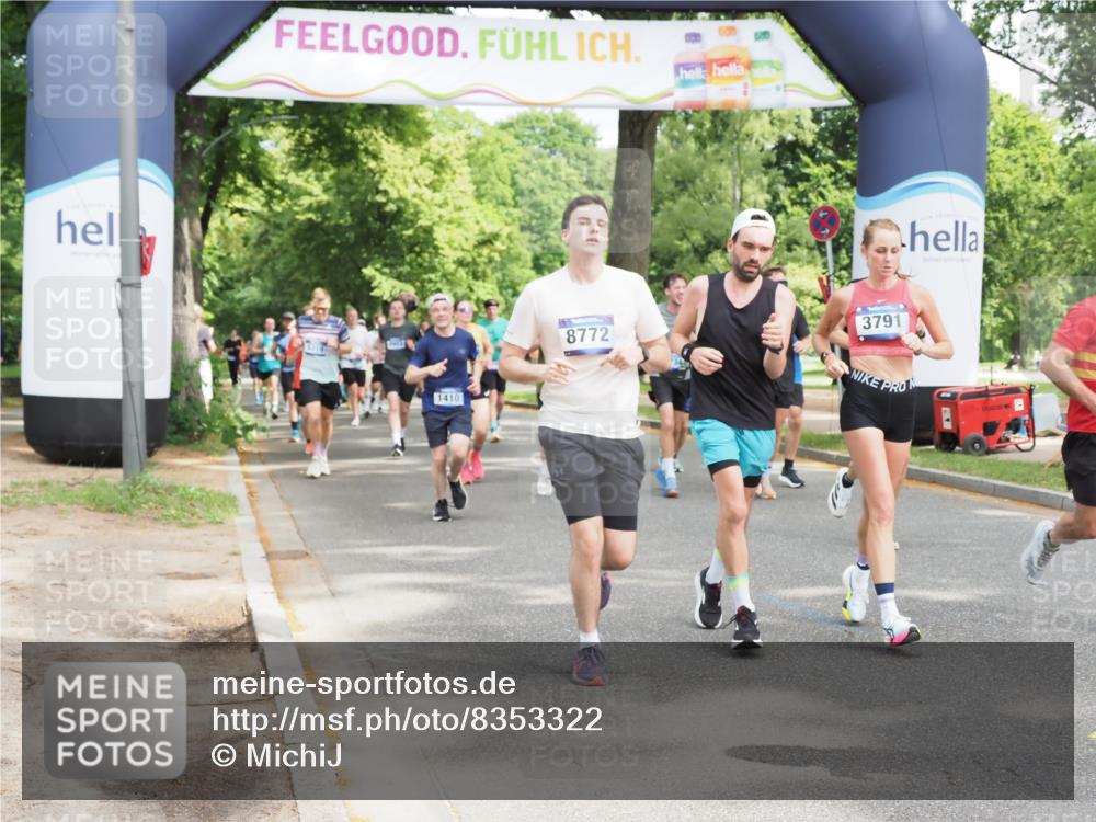 29.06.2025 - hella hamburg halbmarathon MichiJ http://msf.ph/oto/8353322 29.06.2025 10:41:35 Zwischen KM18-KM19 1410, 2354, 3791, 3945, 4419, 4903, 6260, 7973, 8285, 8394, 8449, 8514, 8772, 8798, 11231, 12362, 12489, 13912, 15300, 15838, 16047, 16110, 16574, 16630, 17734, 17842, 18514, 18612, 19177 meine-sportfotos.de