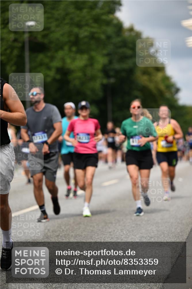 29.06.2025 - hella hamburg halbmarathon Dr. Thomas Lammeyer http://msf.ph/oto/8353359 29.06.2025 10:40:54 Kennedybrücke 1008, 1010, 1224, 1948, 2811, 3401, 3699, 3895, 4245, 5171, 5540, 5747, 5789, 5809, 5919, 6184, 6359, 6417, 7632, 7773, 8530, 8581, 8936, 8937, 9432, 9694, 9701, 9806, 9918, 10123, 10487, 10531, 10577, 10984 meine-sportfotos.de