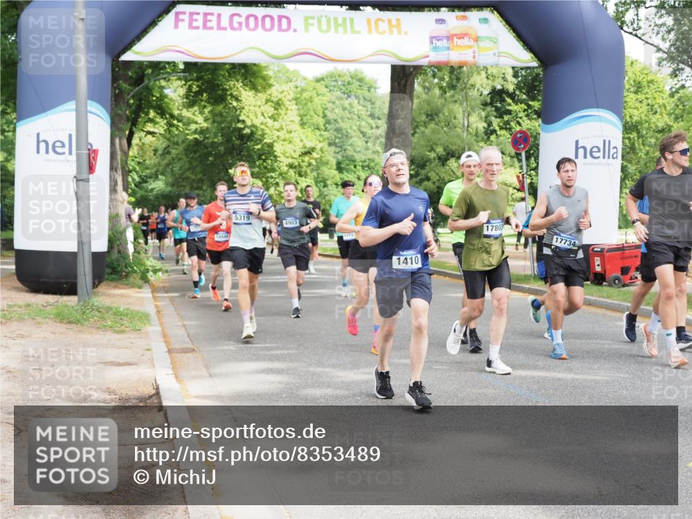 29.06.2025 - hella hamburg halbmarathon MichiJ http://msf.ph/oto/8353489 29.06.2025 10:41:36 Zwischen KM18-KM19 1410, 2354, 3791, 3945, 4419, 4903, 6260, 7973, 8285, 8394, 8449, 8514, 8772, 8798, 11184, 11231, 12362, 12489, 13912, 15300, 15838, 16047, 16110, 16574, 16630, 17734, 17803, 17842, 18514, 19177 meine-sportfotos.de