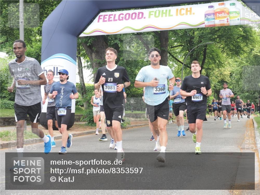 29.06.2025 - hella hamburg halbmarathon KatJ http://msf.ph/oto/8353597 29.06.2025 10:51:26 Zwischen KM18-KM19 1194, 1702, 1992, 2298, 2782, 2979, 4542, 6585, 6907, 6908, 7081, 8520, 8561 meine-sportfotos.de