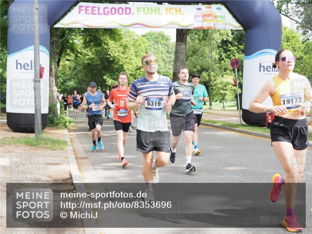29.06.2025 - hella hamburg halbmarathon MichiJ http://msf.ph/oto/8353696 29.06.2025 10:41:38 Zwischen KM18-KM19 1327, 1410, 2354, 3791, 3945, 4903, 5319, 6260, 7973, 8394, 8514, 8772, 8798, 11184, 11231, 12362, 12489, 13912, 14948, 15838, 16047, 16110, 16630, 17734, 17803, 19177 meine-sportfotos.de