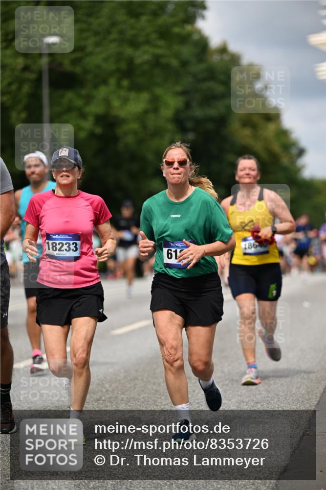 29.06.2025 - hella hamburg halbmarathon Dr. Thomas Lammeyer http://msf.ph/oto/8353726 29.06.2025 10:40:56 Kennedybrücke 1008, 1010, 1224, 1948, 2811, 3398, 3401, 3428, 3699, 3895, 4245, 5171, 5540, 5747, 5789, 5809, 6184, 6359, 6417, 7632, 7773, 8530, 8581, 8936, 8937, 9432, 9806, 9918, 10123, 10487, 10531, 10577, 10984 meine-sportfotos.de
