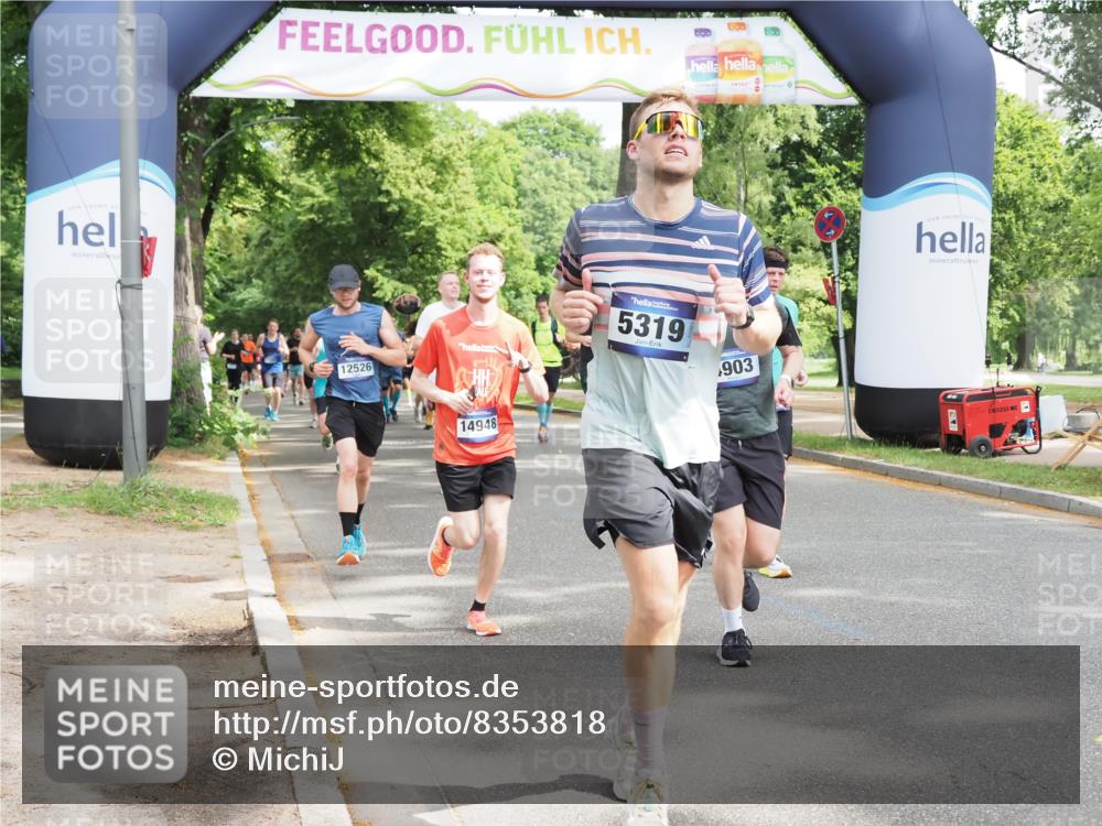 29.06.2025 - hella hamburg halbmarathon MichiJ http://msf.ph/oto/8353818 29.06.2025 10:41:38 Zwischen KM18-KM19 1327, 1410, 2354, 3791, 3945, 4903, 5319, 6260, 7973, 8394, 8514, 8772, 8798, 11184, 11231, 12362, 12489, 13912, 14948, 15838, 16047, 16110, 16630, 17734, 17803, 19177 meine-sportfotos.de