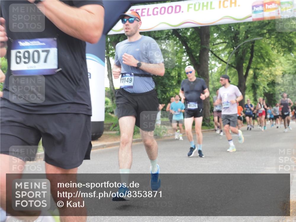 29.06.2025 - hella hamburg halbmarathon KatJ http://msf.ph/oto/8353871 29.06.2025 10:51:28 Zwischen KM18-KM19 1194, 1702, 1992, 2298, 2782, 2979, 4542, 5396, 6585, 6907, 6908, 7081, 8520, 8561 meine-sportfotos.de