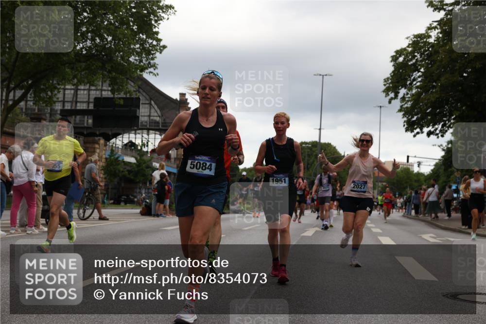 29.06.2025 - hella hamburg halbmarathon Yannick Fuchs http://msf.ph/oto/8354073 29.06.2025 10:52:56 20KM 1285, 1642, 1946, 1951, 2006, 2027, 2677, 2855, 2957, 2978, 3181, 5084, 5347, 5633, 6202, 6208, 6636, 6860, 6997, 7476, 8290, 8392, 8929, 9156, 9353, 9655, 9835, 10036, 10539, 10915, 12633, 12809, 13407, 14375, 14631, 14914, 15240, 15263, 15824, 16160, 16206, 16409, 16563, 16922, 16924, 17017, 17346, 17782, 17810, 17852, 17931, 18112, 18153, 18232, 18266, 18327, 18556, 18730, 18833, 18954, 19002, 19003 meine-sportfotos.de