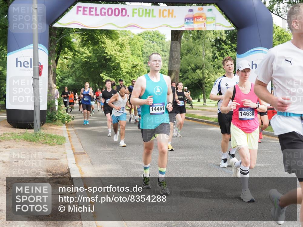 29.06.2025 - hella hamburg halbmarathon MichiJ http://msf.ph/oto/8354288 29.06.2025 10:41:42 Zwischen KM18-KM19 1327, 1815, 2119, 2354, 3791, 4903, 5319, 8394, 8514, 9012, 11184, 12362, 12526, 12584, 12961, 14461, 14638, 14948, 15868, 16375, 16868, 17087, 17698, 17734, 17803, 18268, 19177 meine-sportfotos.de