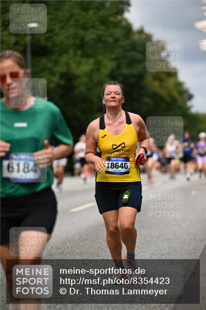 29.06.2025 - hella hamburg halbmarathon Dr. Thomas Lammeyer http://msf.ph/oto/8354423 29.06.2025 10:40:57 Kennedybrücke 1008, 1010, 1224, 1948, 2072, 2811, 3398, 3401, 3428, 3699, 3895, 4245, 5171, 5540, 5789, 5809, 6184, 6359, 6417, 7632, 7773, 8581, 8936, 8937, 9432, 9806, 9918, 10123, 10487, 10531, 10577, 10862, 10984 meine-sportfotos.de