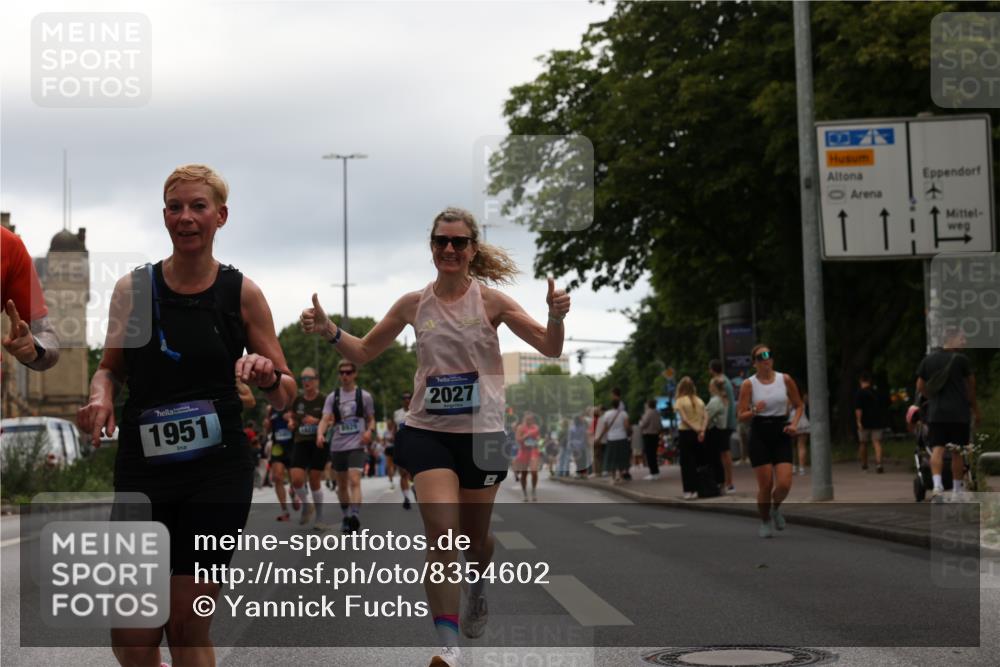 29.06.2025 - hella hamburg halbmarathon Yannick Fuchs http://msf.ph/oto/8354602 29.06.2025 10:52:57 20KM 1285, 1642, 1946, 1951, 2006, 2027, 2584, 2677, 2855, 2957, 2978, 3181, 4592, 5084, 5347, 5633, 6202, 6208, 6636, 6860, 6997, 7476, 8290, 8392, 8929, 9156, 9353, 9655, 10036, 10539, 10759, 10915, 12633, 12809, 13407, 14375, 14631, 14914, 15240, 15263, 15824, 16160, 16206, 16341, 16409, 16563, 16922, 16924, 17017, 17346, 17782, 17810, 17852, 17931, 18112, 18153, 18232, 18266, 18327, 18556, 18730, 18833, 18954, 19002, 19003 meine-sportfotos.de