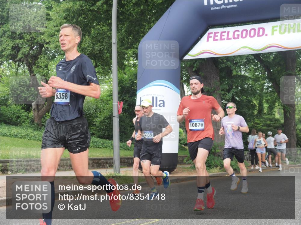 29.06.2025 - hella hamburg halbmarathon KatJ http://msf.ph/oto/8354748 29.06.2025 10:21:42 Zwischen KM18-KM19 51, 3935, 6358, 7793 meine-sportfotos.de