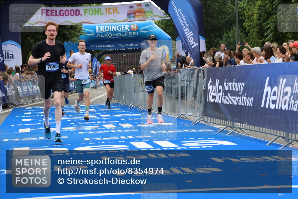 29.06.2025 - hella hamburg halbmarathon Strokosch-Dieckow http://msf.ph/oto/8354974 29.06.2025 10:30:44 Ziel 3379, 7055, 7481, 7880, 9381, 9508, 17322, 18235, 18871 meine-sportfotos.de