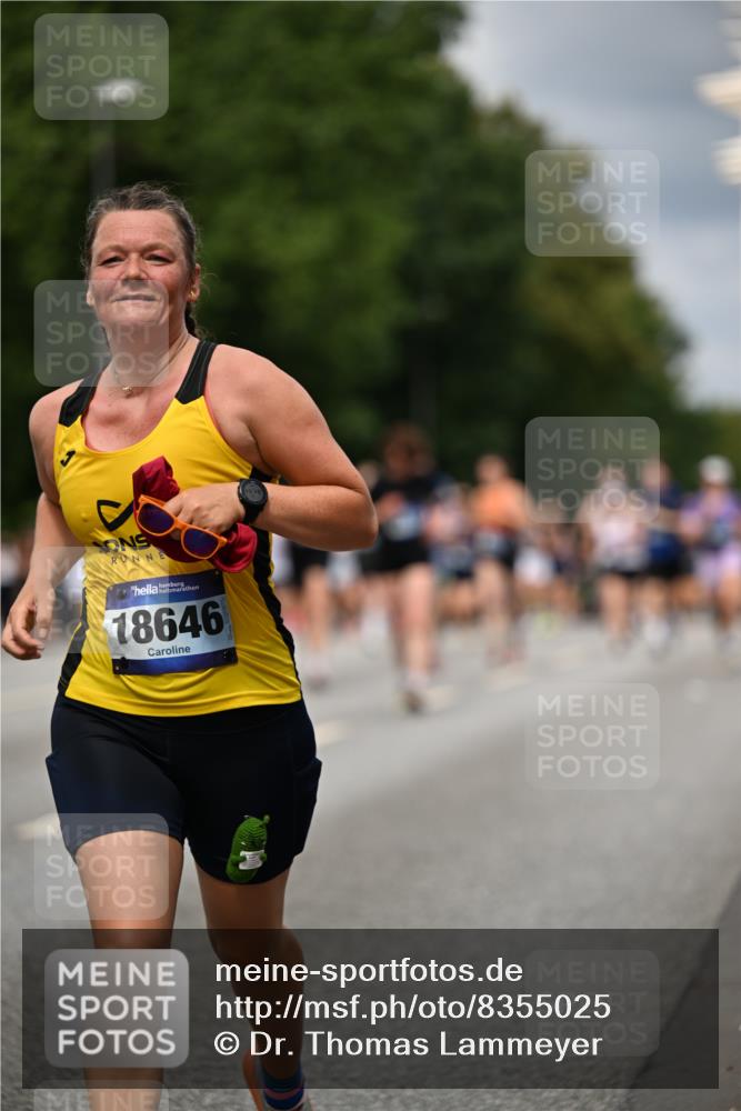 29.06.2025 - hella hamburg halbmarathon Dr. Thomas Lammeyer http://msf.ph/oto/8355025 29.06.2025 10:40:59 Kennedybrücke 1008, 1010, 1948, 2072, 2811, 3398, 3401, 3428, 3699, 3895, 4245, 5171, 5540, 5786, 5789, 5809, 6184, 6359, 6417, 7632, 7773, 8257, 8258, 8581, 8936, 8937, 9432, 9806, 9918, 10123, 10487, 10531, 10577, 10862, 10984 meine-sportfotos.de