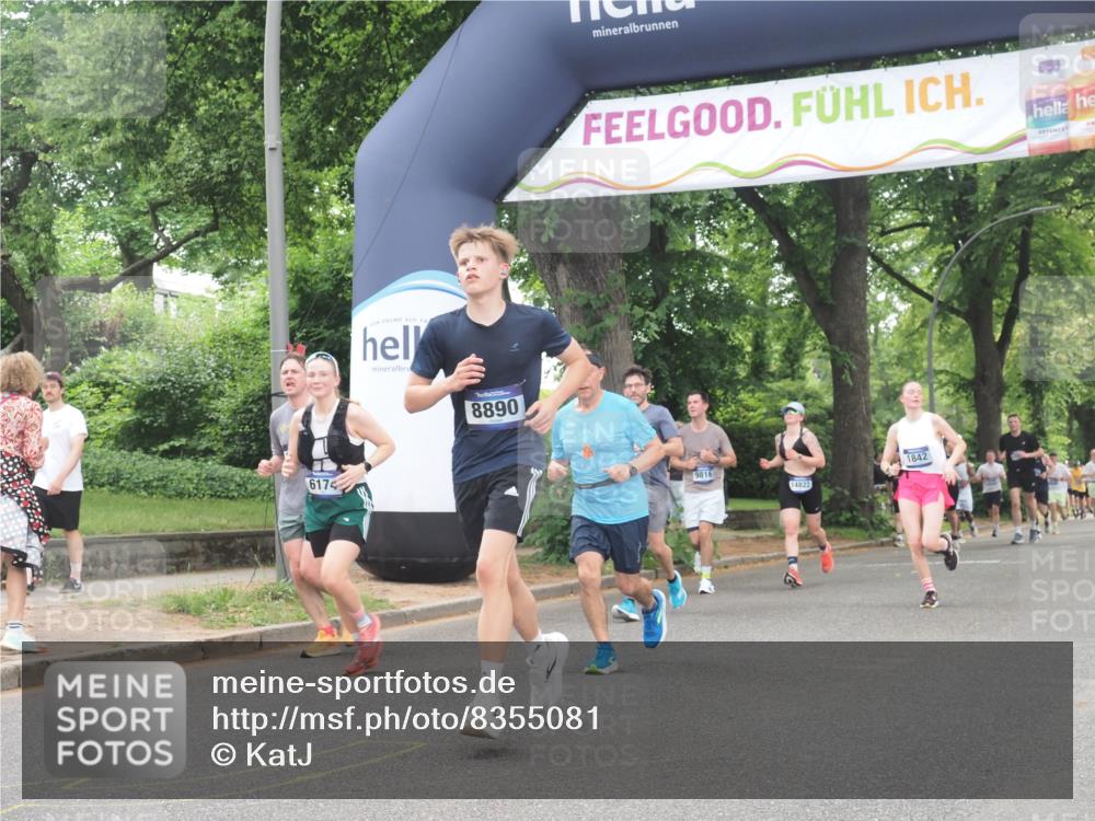 29.06.2025 - hella hamburg halbmarathon KatJ http://msf.ph/oto/8355081 29.06.2025 10:51:40 Zwischen KM18-KM19 1842, 1863, 3039, 3182, 3248, 6100, 6174 meine-sportfotos.de