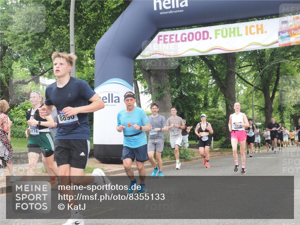 29.06.2025 - hella hamburg halbmarathon KatJ http://msf.ph/oto/8355133 29.06.2025 10:51:40 Zwischen KM18-KM19 1842, 1863, 3039, 3182, 3248, 6100, 6174 meine-sportfotos.de