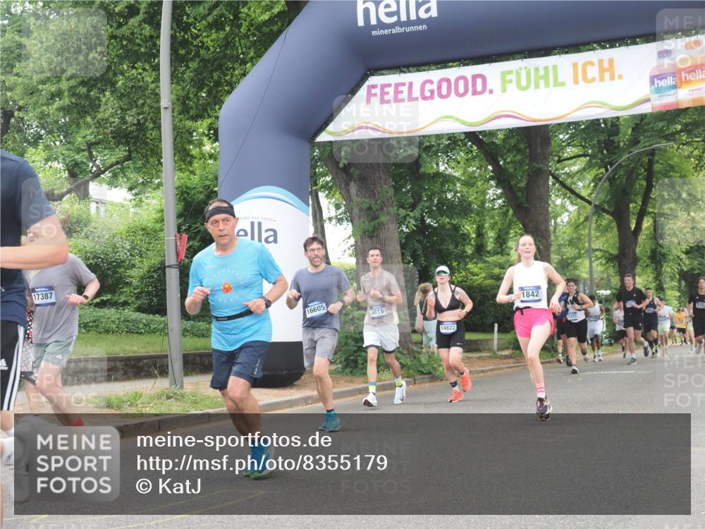 29.06.2025 - hella hamburg halbmarathon KatJ http://msf.ph/oto/8355179 29.06.2025 10:51:41 Zwischen KM18-KM19 1842, 3039, 3182, 3248, 6100, 6174 meine-sportfotos.de