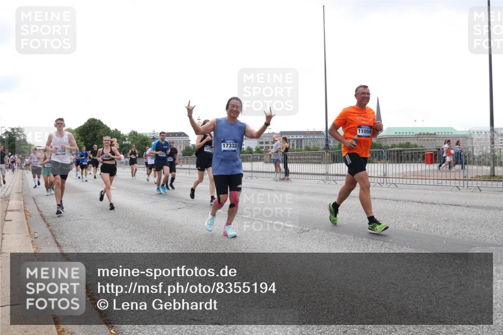 29.06.2025 - hella hamburg halbmarathon Lena Gebhardt http://msf.ph/oto/8355194 29.06.2025 10:38:57 Lombardsbrücke 4558, 12722, 17333, 11059, 56, 1232, 1390, 1451, 1721, 1760, 2524, 2534, 2571, 2574, 2576, 2660, 2693, 2893, 2998, 3216, 3307, 3323, 3726, 3745, 3927, 4028, 4139, 4155, 4257, 4259, 4260, 4316, 4320, 4410, 4964, 5617, 5684, 5913, 6062, 6112, 6611, 6695, 6696, 6875, 7148, 7263, 7341, 7371, 7506, 7561, 7589, 7692, 7815, 7849, 8367, 8457, 8783, 9420, 9446, 9708, 9974, 9977, 10001, 10072, 10315, 10516, 10554, 13060 meine-sportfotos.de