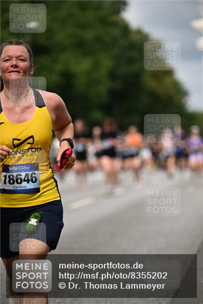 29.06.2025 - hella hamburg halbmarathon Dr. Thomas Lammeyer http://msf.ph/oto/8355202 29.06.2025 10:40:59 Kennedybrücke 1008, 1010, 1948, 2072, 2811, 3398, 3401, 3428, 3699, 3895, 4245, 5171, 5540, 5786, 5789, 5809, 6184, 6359, 6417, 7632, 7773, 8257, 8258, 8581, 8936, 8937, 9432, 9806, 9918, 10123, 10487, 10531, 10577, 10862, 10984 meine-sportfotos.de