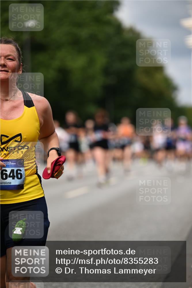 29.06.2025 - hella hamburg halbmarathon Dr. Thomas Lammeyer http://msf.ph/oto/8355283 29.06.2025 10:40:59 Kennedybrücke 1008, 1010, 1948, 2072, 2811, 3398, 3401, 3428, 3699, 3895, 4245, 5171, 5540, 5786, 5789, 5809, 6184, 6359, 6417, 7632, 7773, 8257, 8258, 8581, 8936, 8937, 9432, 9806, 9918, 10123, 10487, 10531, 10577, 10862, 10984 meine-sportfotos.de