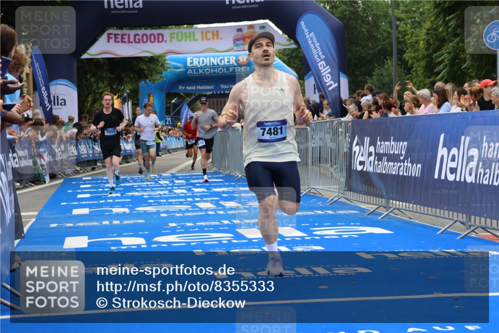 29.06.2025 - hella hamburg halbmarathon Strokosch-Dieckow http://msf.ph/oto/8355333 29.06.2025 10:30:42 Ziel 2851, 3379, 7055, 7481, 9381, 9508, 17322, 18235, 18871 meine-sportfotos.de