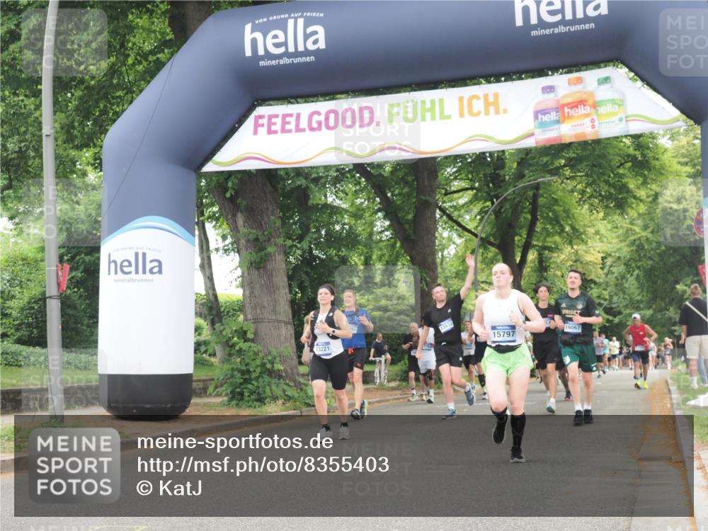 29.06.2025 - hella hamburg halbmarathon KatJ http://msf.ph/oto/8355403 29.06.2025 10:51:44 Zwischen KM18-KM19 1842, 6174 meine-sportfotos.de