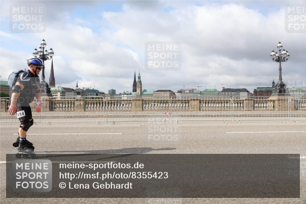 29.06.2025 - hella hamburg halbmarathon Lena Gebhardt http://msf.ph/oto/8355423 29.06.2025 09:09:31 Lombardsbrücke 514 meine-sportfotos.de