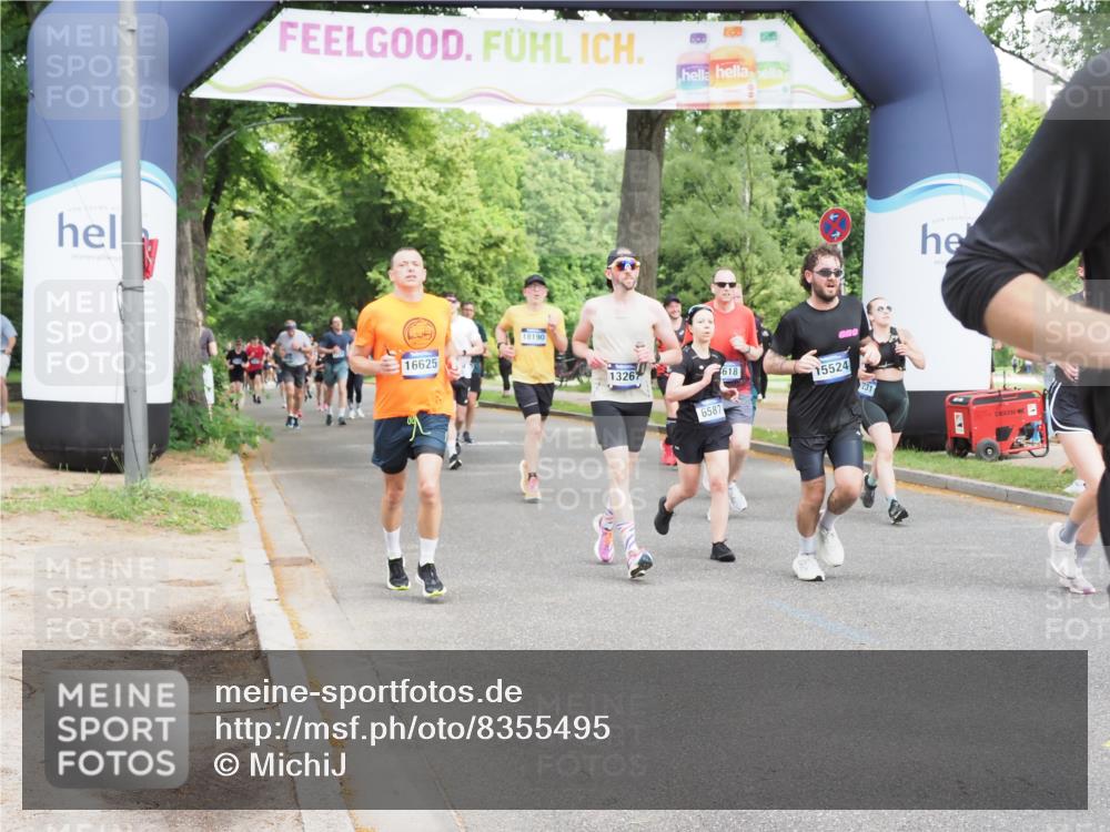 29.06.2025 - hella hamburg halbmarathon MichiJ http://msf.ph/oto/8355495 29.06.2025 10:41:51 Zwischen KM18-KM19 1120, 2432, 3041, 3058, 3256, 3898, 6581, 6587, 8618, 11976, 12213, 13267, 13869, 14026, 15408, 15896, 16625, 16871, 17259, 18190, 18450 meine-sportfotos.de