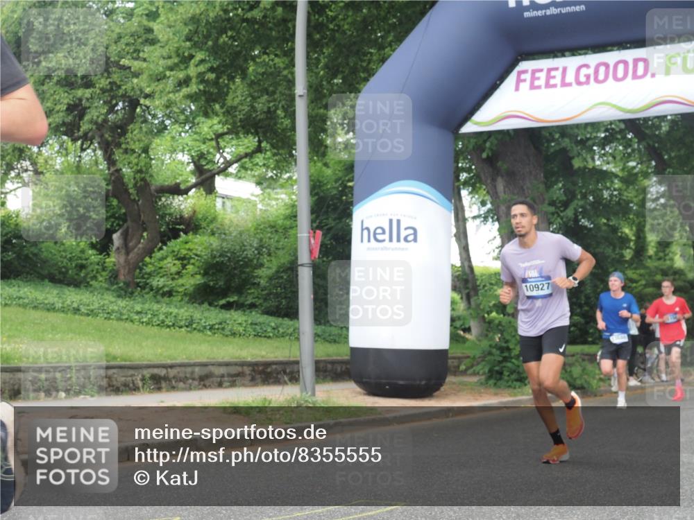29.06.2025 - hella hamburg halbmarathon KatJ http://msf.ph/oto/8355555 29.06.2025 10:21:49 Zwischen KM18-KM19 1407, 2746, 3935, 4463, 8062 meine-sportfotos.de