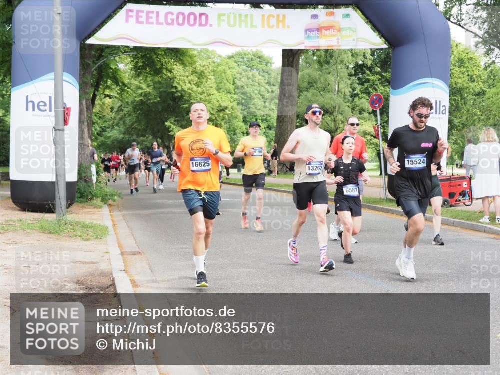 29.06.2025 - hella hamburg halbmarathon MichiJ http://msf.ph/oto/8355576 29.06.2025 10:41:51 Zwischen KM18-KM19 1120, 2432, 3041, 3058, 3256, 3898, 6581, 6587, 8618, 11976, 12213, 13267, 13869, 14026, 15408, 15896, 16625, 16871, 17259, 18190, 18450 meine-sportfotos.de