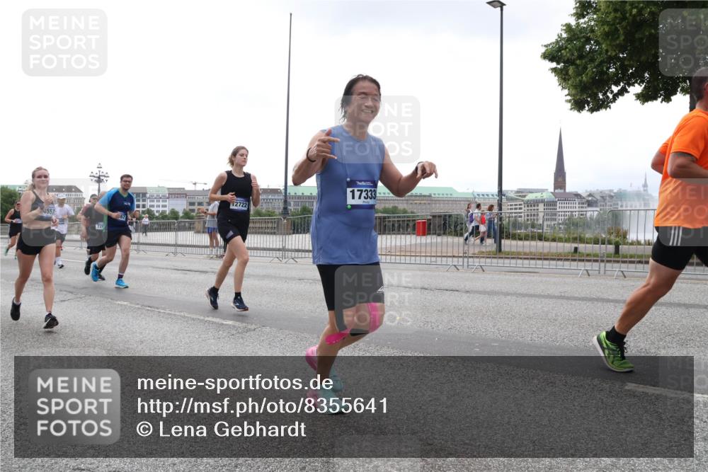 29.06.2025 - hella hamburg halbmarathon Lena Gebhardt http://msf.ph/oto/8355641 29.06.2025 10:38:58 Lombardsbrücke 4557, 726, 12722, 17333, 56, 1232, 1390, 1451, 1721, 1760, 2524, 2534, 2571, 2574, 2576, 2660, 2693, 2893, 2998, 3216, 3307, 3323, 3726, 3745, 3927, 4028, 4257, 4259, 4260, 4316, 4320, 4410, 4523, 4659, 4964, 5617, 5684, 5913, 6062, 6112, 6611, 6695, 6696, 6875, 7148, 7263, 7341, 7371, 7506, 7561, 7589, 7692, 7815, 7849, 8243, 8367, 8457, 8783, 9420, 9446, 9708, 9974, 9977, 10001, 10072, 10315, 10516, 10554, 13060 meine-sportfotos.de
