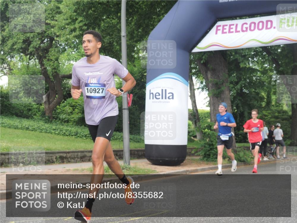 29.06.2025 - hella hamburg halbmarathon KatJ http://msf.ph/oto/8355682 29.06.2025 10:21:49 Zwischen KM18-KM19 1407, 2746, 3935, 4463, 8062 meine-sportfotos.de