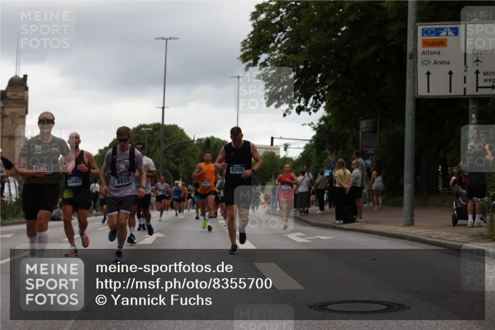 29.06.2025 - hella hamburg halbmarathon Yannick Fuchs http://msf.ph/oto/8355700 29.06.2025 10:53:00 20KM 1285, 1642, 1946, 1951, 2006, 2027, 2584, 2677, 2855, 2957, 2978, 3181, 3983, 4088, 4592, 5084, 5347, 5633, 6202, 6208, 6636, 6997, 7223, 7476, 8290, 8929, 9156, 9353, 9655, 10036, 10759, 10915, 10943, 12633, 13407, 14375, 14631, 14914, 15232, 15240, 15263, 15284, 15824, 16160, 16341, 16563, 16922, 16924, 17017, 17346, 17782, 17810, 17852, 17931, 18112, 18153, 18232, 18266, 18327, 18556, 18730, 18954 meine-sportfotos.de