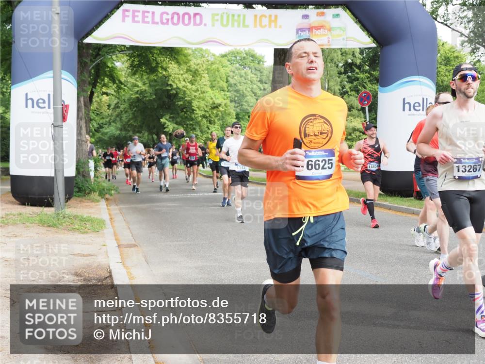 29.06.2025 - hella hamburg halbmarathon MichiJ http://msf.ph/oto/8355718 29.06.2025 10:41:52 Zwischen KM18-KM19 1120, 1143, 2432, 3058, 3256, 3898, 6581, 6587, 8618, 11976, 12213, 13267, 13869, 14834, 15408, 15896, 16625, 17259, 18190, 18450 meine-sportfotos.de