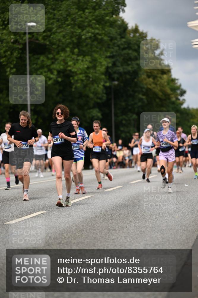 29.06.2025 - hella hamburg halbmarathon Dr. Thomas Lammeyer http://msf.ph/oto/8355764 29.06.2025 10:41:02 Kennedybrücke 1008, 1010, 1253, 1948, 2072, 2811, 3398, 3401, 3428, 3699, 3895, 4245, 5540, 5786, 5789, 5809, 6184, 6359, 6417, 7632, 7773, 8257, 8258, 8581, 8936, 8937, 9432, 9806, 9918, 10123, 10487, 10531, 10577, 10862, 10984 meine-sportfotos.de