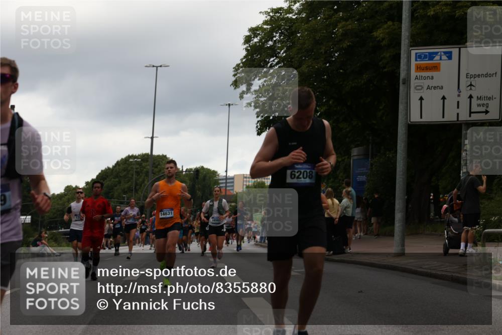 29.06.2025 - hella hamburg halbmarathon Yannick Fuchs http://msf.ph/oto/8355880 29.06.2025 10:53:02 20KM 1285, 1642, 1946, 1951, 2006, 2027, 2348, 2584, 2677, 2855, 2957, 2978, 3181, 3983, 4088, 4592, 5084, 5347, 5633, 6202, 6208, 6636, 6997, 7031, 7223, 7476, 8290, 8929, 9655, 10036, 10759, 10915, 10943, 12633, 13407, 13583, 14375, 14631, 14914, 15232, 15240, 15263, 15284, 15824, 16160, 16341, 16563, 16910, 17017, 17346, 17630, 17810, 17852, 18112, 18153, 18232, 18266, 18327, 18730, 18954 meine-sportfotos.de