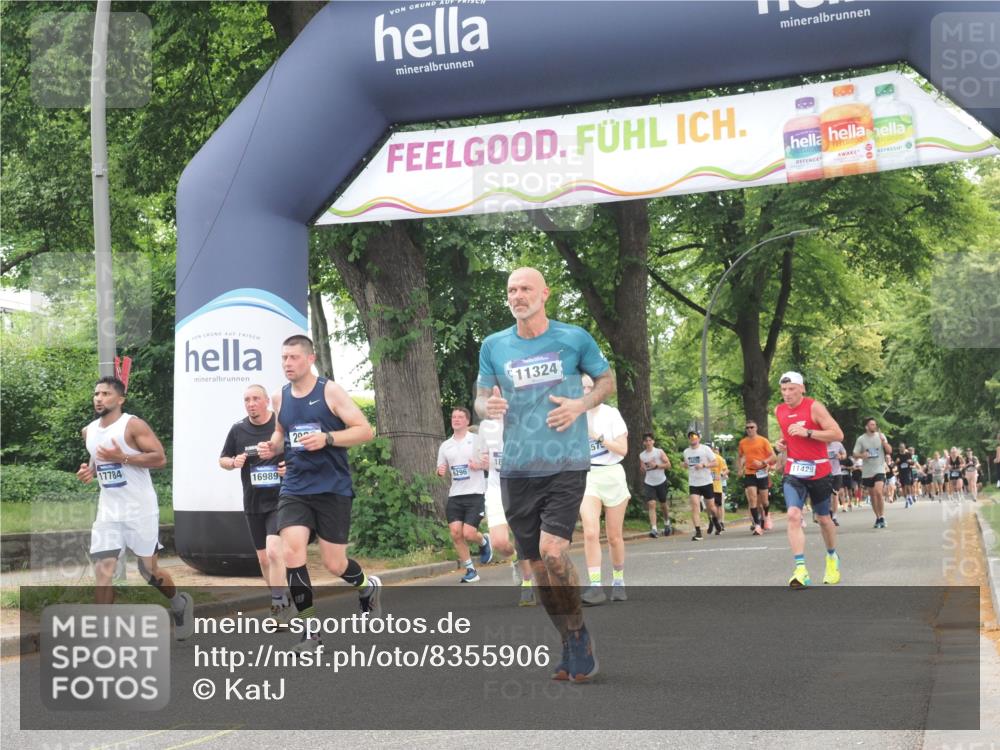 29.06.2025 - hella hamburg halbmarathon KatJ http://msf.ph/oto/8355906 29.06.2025 10:51:49 Zwischen KM18-KM19 2936, 6714 meine-sportfotos.de