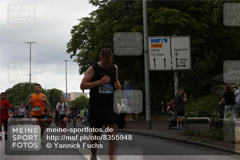 29.06.2025 - hella hamburg halbmarathon Yannick Fuchs http://msf.ph/oto/8355948 29.06.2025 10:53:02 20KM 1285, 1642, 1946, 1951, 2006, 2027, 2348, 2584, 2677, 2855, 2957, 2978, 3181, 3983, 4088, 4592, 5084, 5347, 5633, 6202, 6208, 6636, 6997, 7031, 7223, 7476, 8290, 8929, 9655, 10036, 10759, 10915, 10943, 12633, 13407, 13583, 14375, 14631, 14914, 15232, 15240, 15263, 15284, 15824, 16160, 16341, 16563, 16910, 17017, 17346, 17630, 17810, 17852, 18112, 18153, 18232, 18266, 18327, 18730, 18954 meine-sportfotos.de