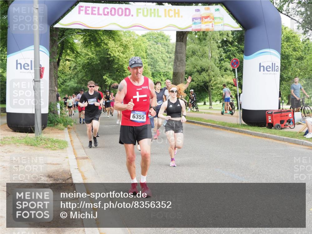 29.06.2025 - hella hamburg halbmarathon MichiJ http://msf.ph/oto/8356352 29.06.2025 10:42:00 Zwischen KM18-KM19 1143, 2448, 4231, 4897, 6355, 6356, 8223, 10368, 10376, 14660, 14834, 15389, 15818, 17133, 18031, 18181, 19000 meine-sportfotos.de