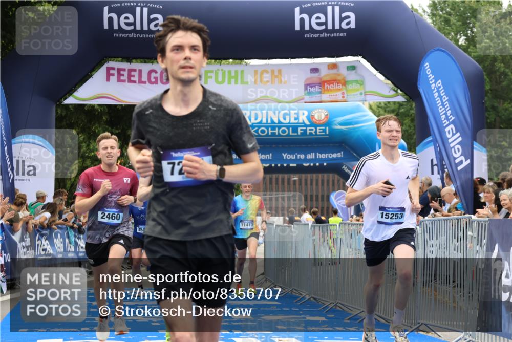 29.06.2025 - hella hamburg halbmarathon Strokosch-Dieckow http://msf.ph/oto/8356707 29.06.2025 10:30:33 Ziel 2460, 2851, 3845, 7231, 7481, 8318, 11413, 12049, 15253, 16713, 17322, 18235 meine-sportfotos.de