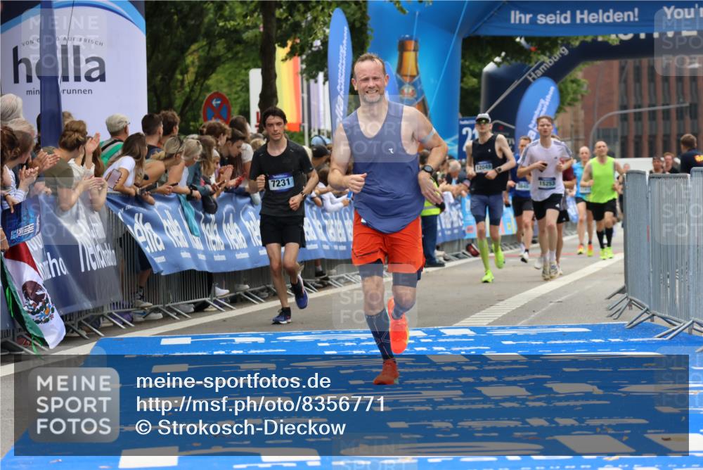 29.06.2025 - hella hamburg halbmarathon Strokosch-Dieckow http://msf.ph/oto/8356771 29.06.2025 10:30:24 Ziel 10173, 16713 meine-sportfotos.de