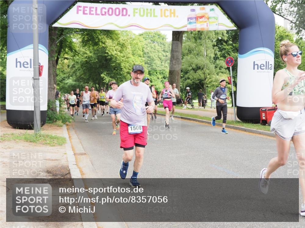 29.06.2025 - hella hamburg halbmarathon MichiJ http://msf.ph/oto/8357056 29.06.2025 10:42:06 Zwischen KM18-KM19 1193, 1506, 2252, 3652, 4231, 6355, 7221, 10368, 10376, 12483, 15854, 16879, 18031, 18181 meine-sportfotos.de