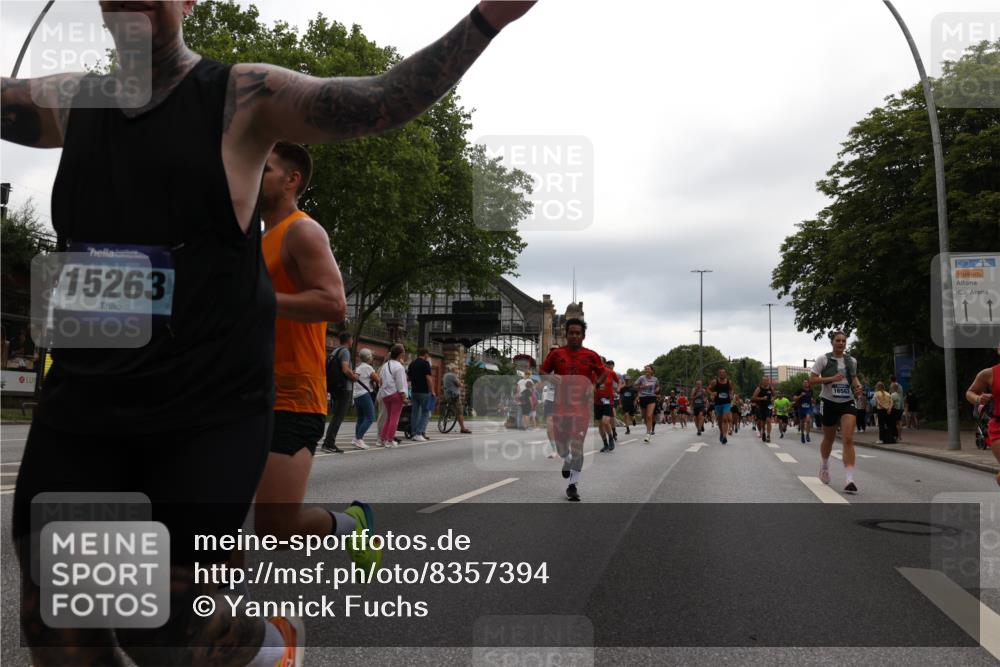 29.06.2025 - hella hamburg halbmarathon Yannick Fuchs http://msf.ph/oto/8357394 29.06.2025 10:53:05 20KM 1285, 1642, 1946, 1951, 2006, 2027, 2348, 2584, 2677, 2855, 2957, 2978, 3181, 3983, 4088, 4592, 5084, 5347, 5633, 6202, 6208, 6636, 6997, 7031, 7223, 7476, 8290, 8929, 9655, 10036, 10759, 10943, 11938, 12633, 13407, 13583, 14375, 14567, 14631, 14902, 14914, 14965, 15232, 15240, 15263, 15284, 15824, 16160, 16341, 16563, 16910, 17017, 17346, 17503, 17630, 18112, 18153, 18232, 18266, 18327, 18954, 19015, 19160 meine-sportfotos.de