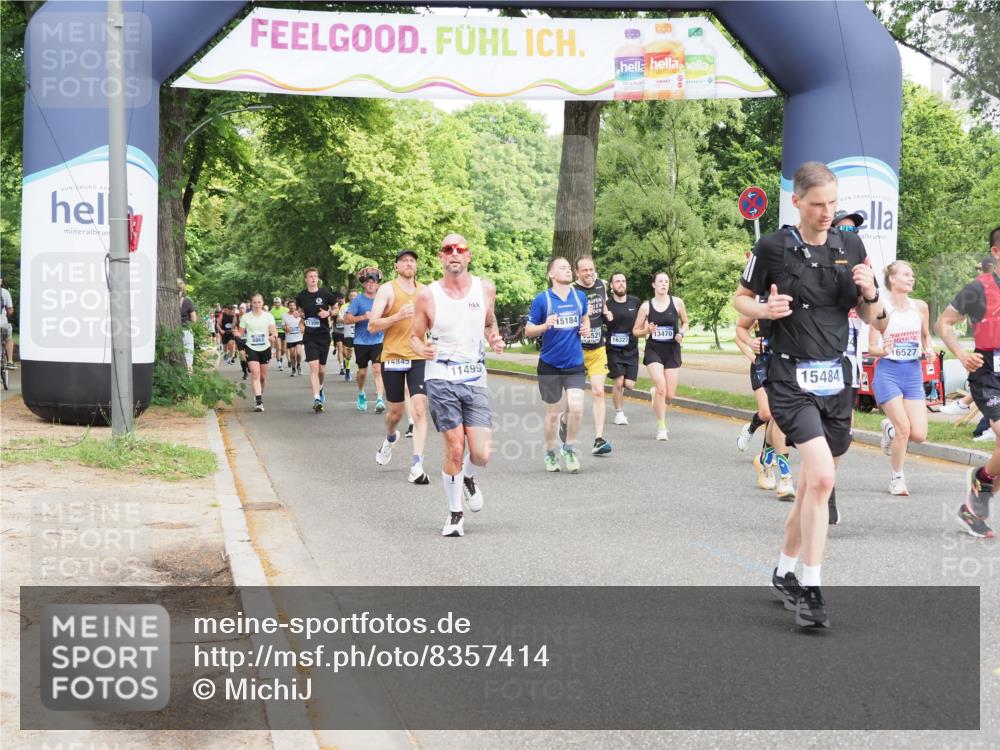 29.06.2025 - hella hamburg halbmarathon MichiJ http://msf.ph/oto/8357414 29.06.2025 10:42:10 Zwischen KM18-KM19 1506, 2252, 3177, 3652, 3861, 5021, 6082, 6084, 6433, 6569, 7221, 11499, 13470, 14818, 15184, 15484, 15854, 16521, 16527 meine-sportfotos.de