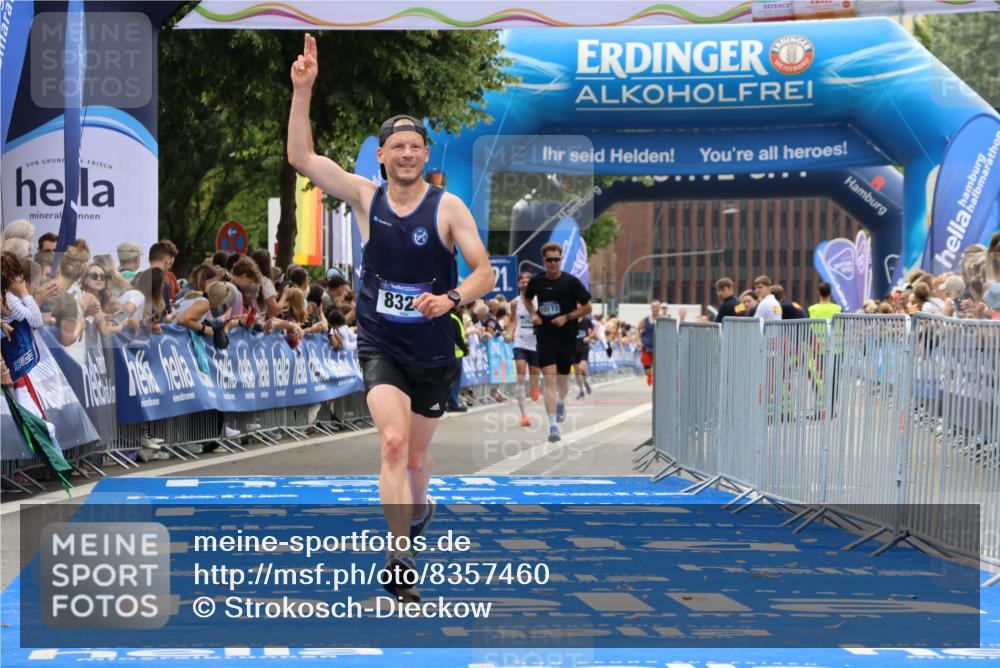 29.06.2025 - hella hamburg halbmarathon Strokosch-Dieckow http://msf.ph/oto/8357460 29.06.2025 10:30:09 Ziel 1758, 2689, 3189, 8190, 8323, 9634, 10270, 12308, 12691, 15507, 17768 meine-sportfotos.de