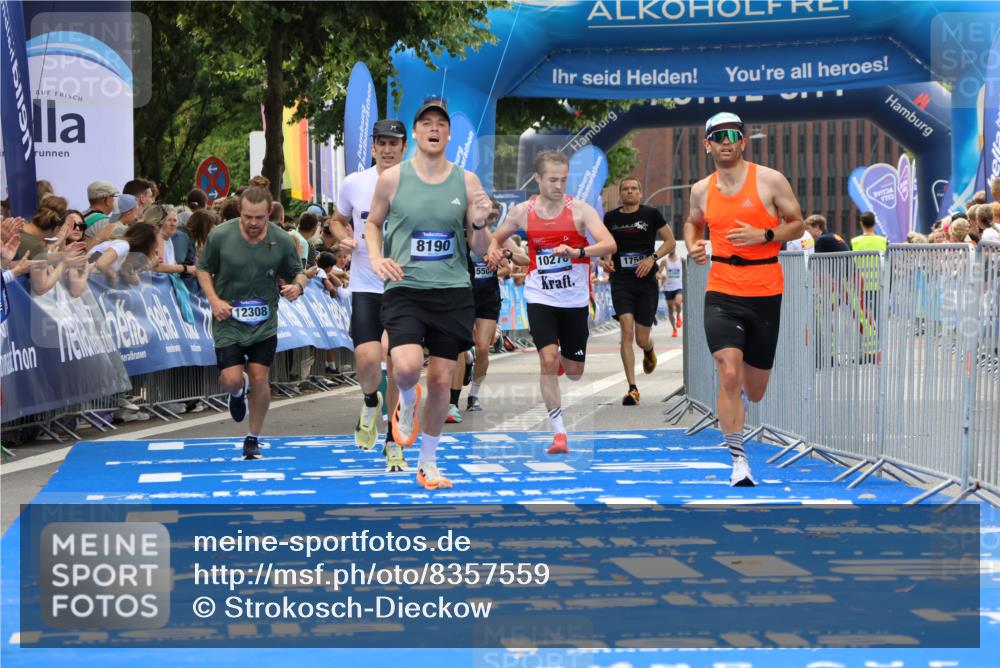 29.06.2025 - hella hamburg halbmarathon Strokosch-Dieckow http://msf.ph/oto/8357559 29.06.2025 10:30:00 Ziel 2689, 3189, 5308, 8190, 9634, 10270, 12308, 15507, 15672, 17768 meine-sportfotos.de