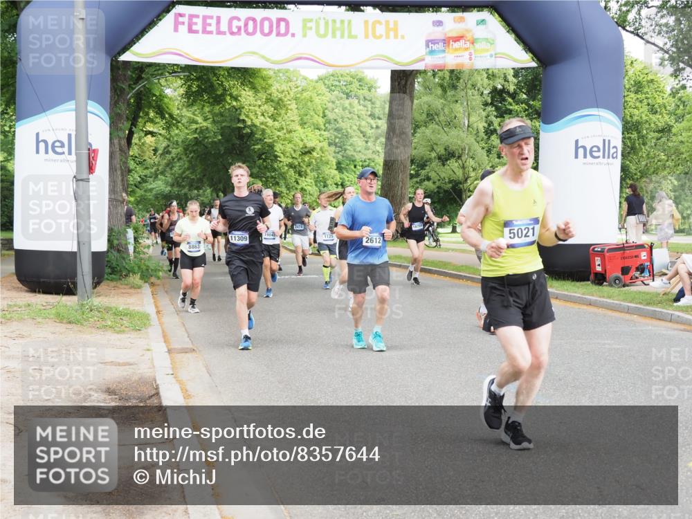29.06.2025 - hella hamburg halbmarathon MichiJ http://msf.ph/oto/8357644 29.06.2025 10:42:13 Zwischen KM18-KM19 2252, 2612, 3177, 3861, 5021, 6082, 6084, 6433, 6569, 8863, 9562, 11309, 11499, 11568, 13470, 14818, 14845, 15184, 15484, 15854, 16327, 16521, 16527 meine-sportfotos.de